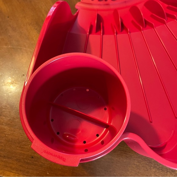 Tupperware Dish Drainer Red - Picture 3 of 7